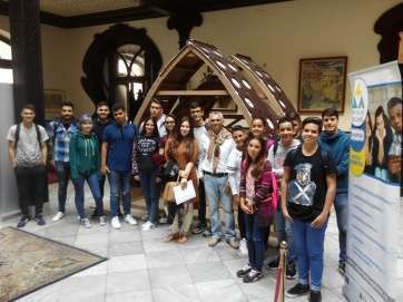 Alumnos participantes en uno de los proyectos (Foto TA)