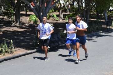 Imagen de una edición anterior de la carrera contra el hambre del Liceo Francés (Foto TA)
