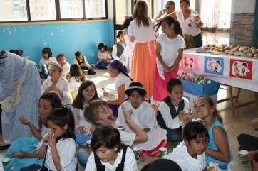 Celebración en el CEIP Montiano Placeres (Foto TA)