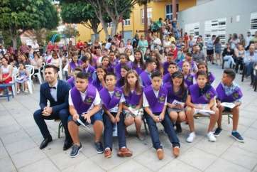 Entrega de orlas del CEIP Doctor Gregorio Chil (Foto TA)