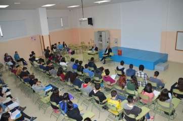 Alumnos de Telde, en una prueba de la PAU (Foto TA)