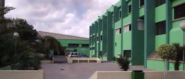 Patio del IES Fernando Sagaseta (Foto TA)