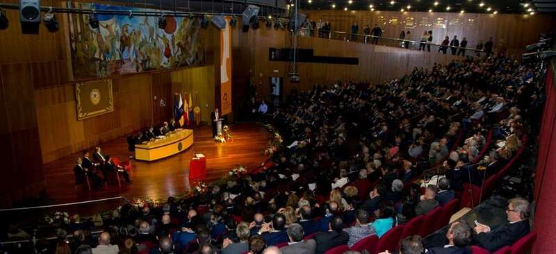 El paraninfo de la ULPGC, esta mañana en la toma de posesión del nuevo rector (Foto TA)