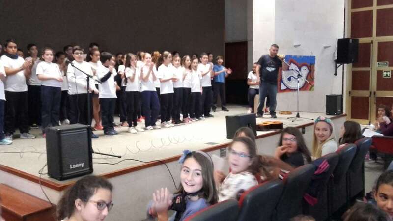 Imagen de la primera edición del Encuentro de Coros Escolares Cantamos por la Paz (Foto TA)