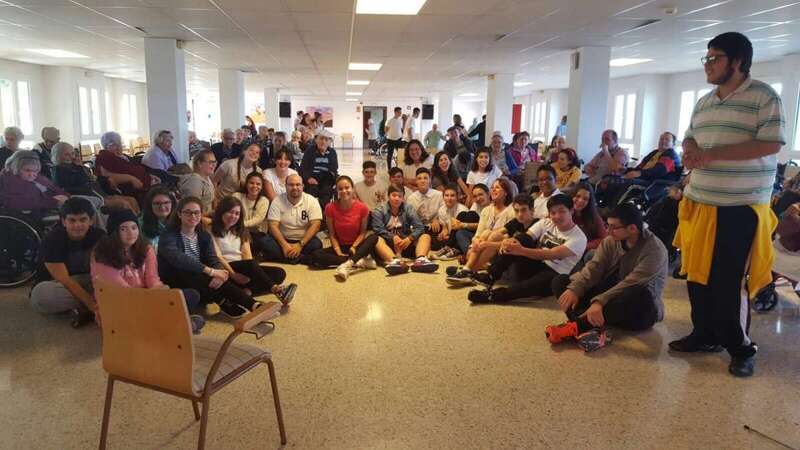 Jóvenes y mayores disfrutaron de una emotiva jornada en la que afloraron los sentimientos (Foto TA)