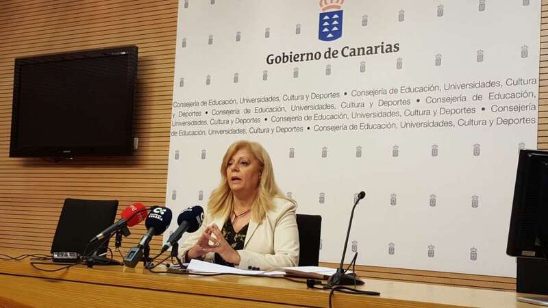 La directora de la Agencia Canaria de Calidad Universitaria y Evaluación Educativa, Teresa Acosta, presentó el proyecto (Foto TA)