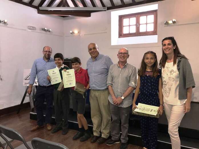 Los alumnos premiados en el XI Torneo de Matemáticas de Primaria de Gran Canaria (Foto TA)