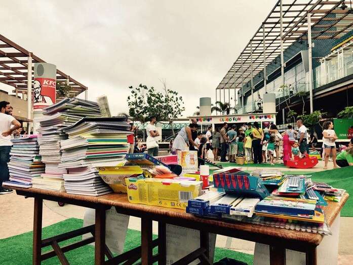 Decenas de personas respondieron a la llamada solidaria de Fedec Telde (Foto TA)