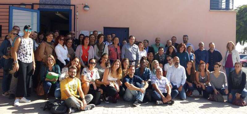 Asistentes al primer encuentro de directivos de centros educativos y educadores sociales (Foto TA)