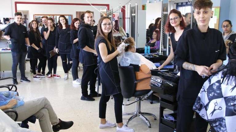 Los alumnos del centro por fin tienen modelos y se sienten partícipes de un proyecto social común (Foto Francisco Socorro/C7)