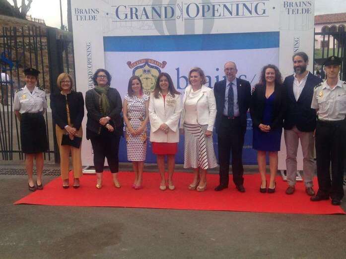 Momento del acto inaugural de este viernes con presencia de la alcaldesa Carmen Hernández (Foto TA)