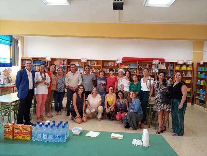 El centro organizó una pequeña fiesta para celebrar el restablecimiento del suministro eléctrico (Foto TA)