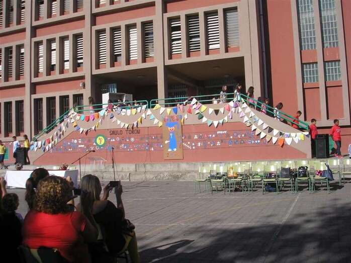 Imagen de archivo de una actividad en el Colegio Saulo Torón, de Lomo Cementerio/TA.