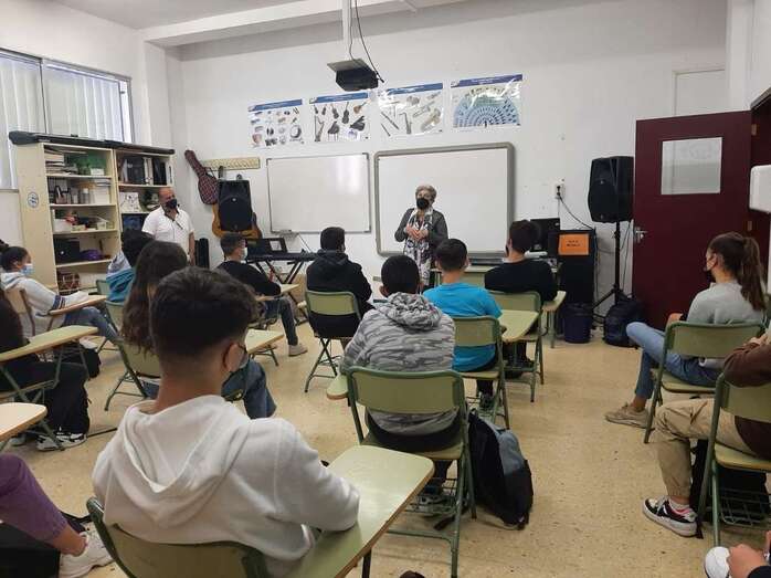 La charla de Isabel Macario tuvo lugar el pasado jueves/TA.