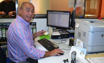 Fernando Santana Rivero se ha jubilado este jueves tras trabajar 31 años como funcionario en el Ayuntamiento de Telde (Foto TA)