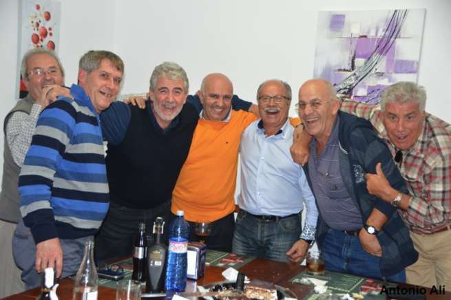 Grupo de amigos llamados Sebastián que suelen reunirse con motivo de su onomástica en Telde (Foto Antonio Alí)