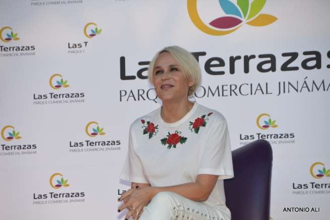 Antonia San Juan esta tarde en el CC Las Terrazas en Telde (Foto Antonio Alí)