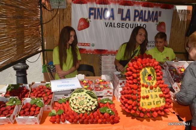 Uno de los puestos montados con fresa (Foto Antonio Alí)
