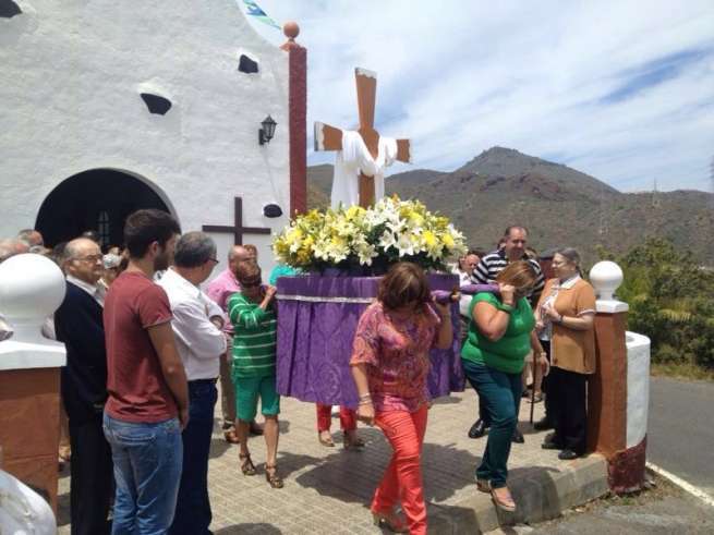 Momento del inicio de la procesión (Foto TA)