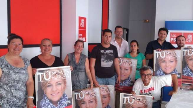 Los socialistas de Telde ultiman la cartelería electoral de su partido (Foto TA)