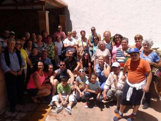 El grupo de excursionistas de Hornos del Rey (Foto TA)