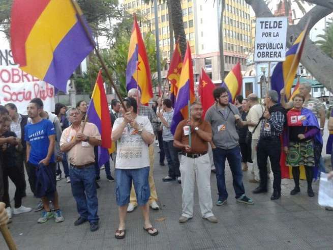 Momento de la concentración a favor de la República en la capital grancanaria (Foto TA)