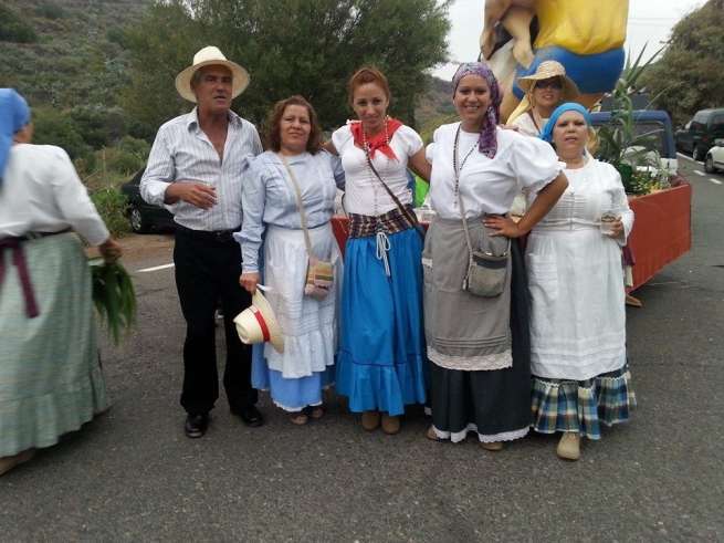 Participantes en la romería  (Foto TA)