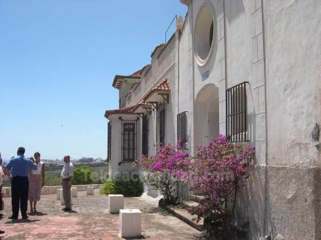 Un policía local en la finca de San Rafael, en una imagen de archivo (Foto TA)