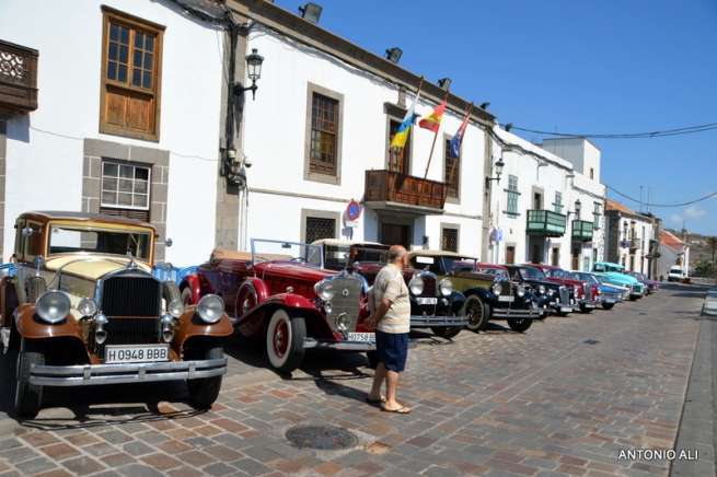 Exposición de coches antiguos y clásicos en San Juan (Foto Antonio Alí)