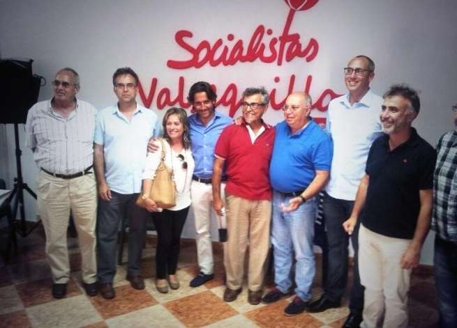 Grupo de asistentes al acto (Foto TA)