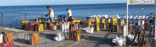 Preparativos de los fuegos artificiales (Foto TA)