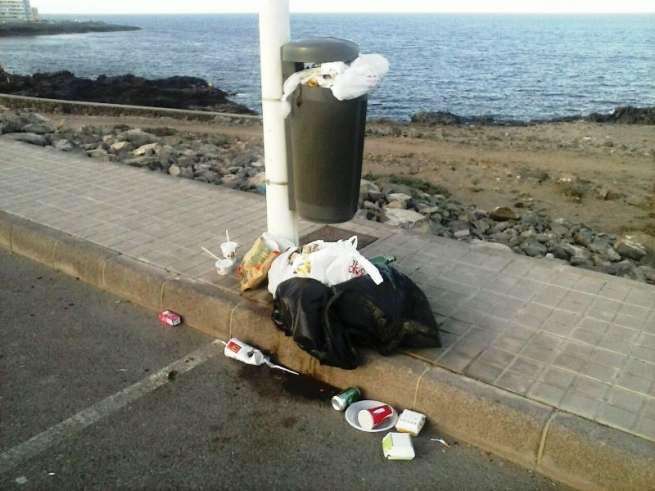 Estado de las papeleras (Foto TA)