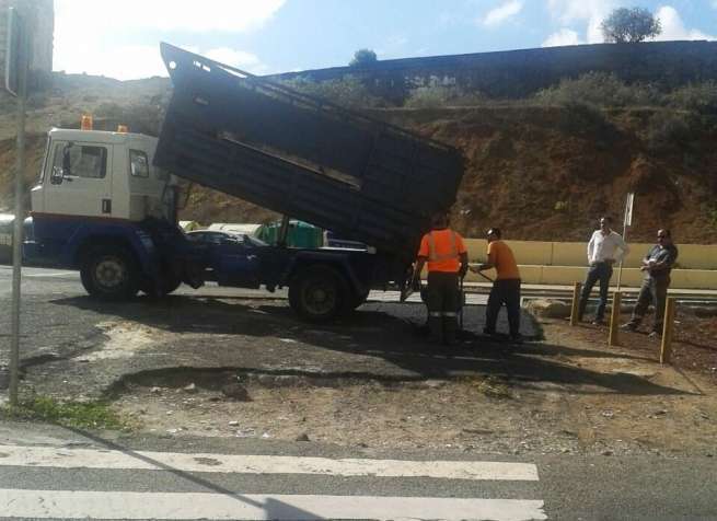 Operarios trabajando en la zona (Foto TA)