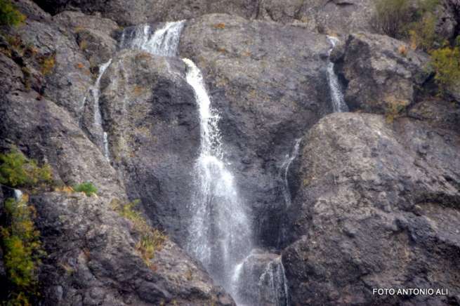 Salto de agua en el centro de la Isla (Foto Antonio Alí)