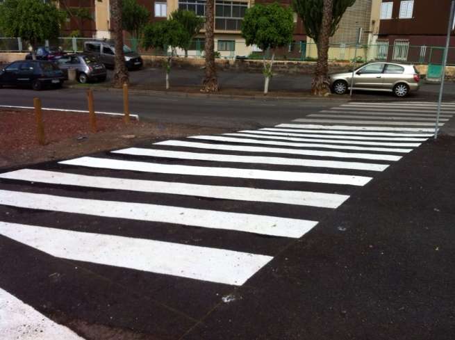 Mejora del paso de peatones en Eucaliptos I (Foto TA)