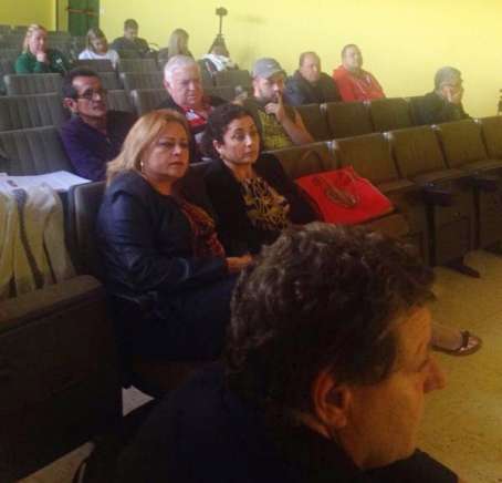 La consejera Ana Kursón acompañó esta tarde a Mari Carmen Castellano en Jinámar (Foto TA)