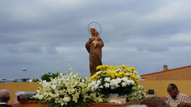 Momento de la procesión de esta tarde (Foto TA)