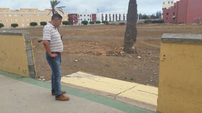 El edil Diego Ojeda, esta mañana evaluando los daños en Las Remudas (Foto TA)
