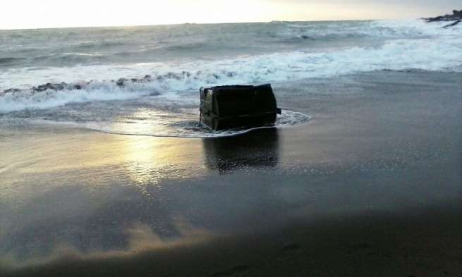 Imagen del depósito en la orilla de la playa de La Garita (Foto TA)