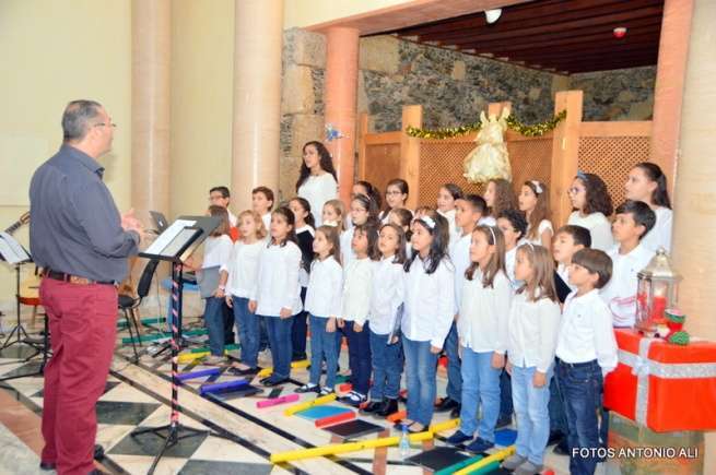 Concierto de Derque de esta noche en la Biblioteca Pública de Arnao (Foto TA)