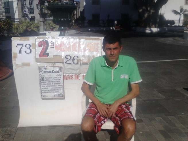 José Antonio Brito, esta mañana en la Plaza de San Juan (Foto TA)