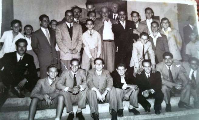 Grupo de jóvenes y no tan jóvenes (Foto cedida a TA)