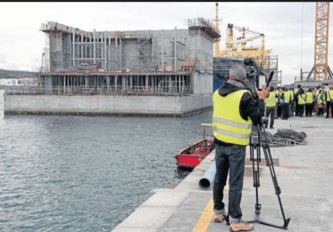 Imagen de los trabajos de construcción de la estructura (Foto Francisco Socorro - C7)