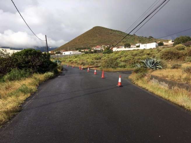 Caída del poste (Foto TA)