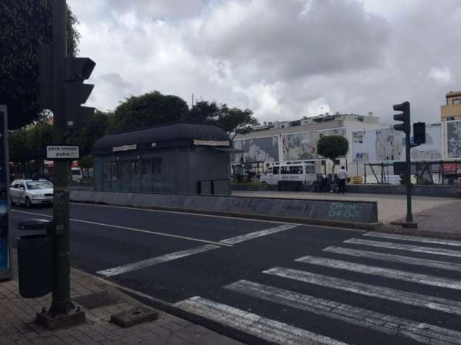 Semáforo fuera de uso en la Avenida del Cabildo (Foto TA)