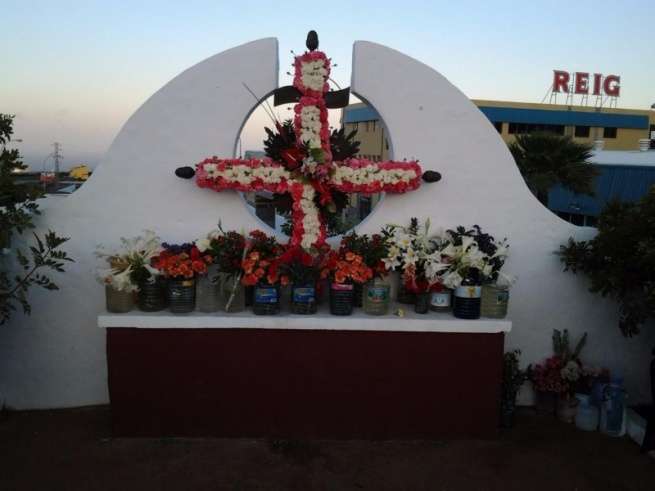 La Cruz de Jerez ya enramada (Foto TA)