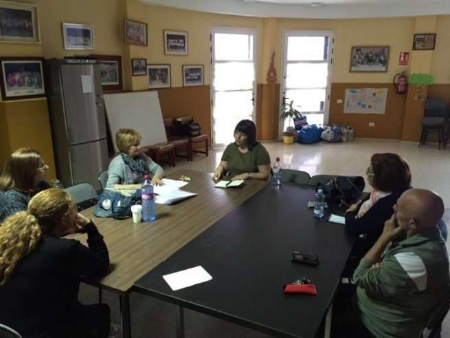 La reunión de trabajo de la edila de la oposición con el colectivo Valdemontes tuvo lugar días atrás (Foto TA)