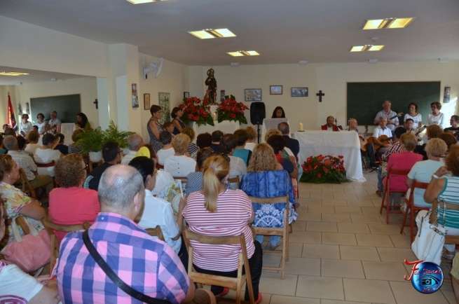 Imagen de la eucaristía celebrada en El Roque Azucarero (Foto Javier Santana)