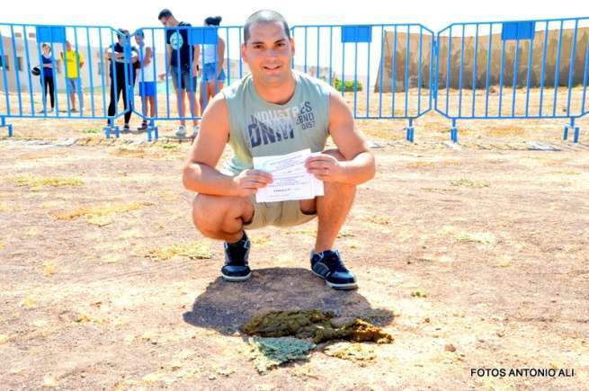 El ganador del concurso, Carmelo Pérez, se llevó 334 euros (Foto Antonio Alí)