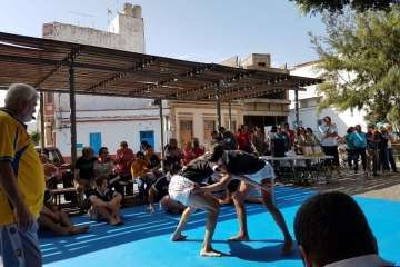 Exhibición de lucha canaria, juego del garrote y artes marciales coreanas (Foto TA)